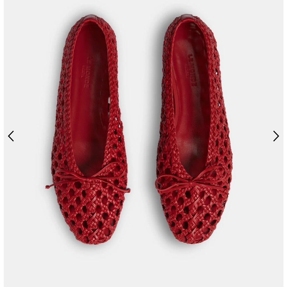 Le Monde Beryl - Regency Slipper, Crimson Woven Leather - Picture 4 of 7